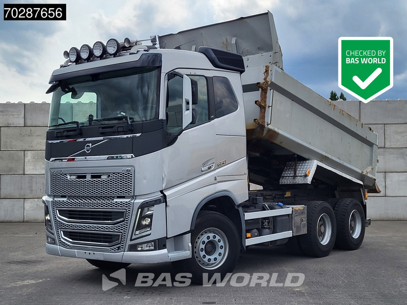 Volvo FH16 650 FH16 6X4 12m3 tipper Big-Axle Automatic Xenon Euro 6 - Самосвал: фото 1 Volvo FH16 650 FH16 6X4 12m3 tipper Big-Axle Automatic Xenon Euro 6 - Самосвал: фото 1