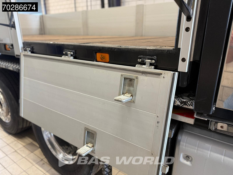 Грузовик бортовой/ Платформа, Автоманипулятор Volvo FH16 650 FH16 8X2 HMF 7020K-RCS Crane + Fly-Jib Lift+Steering-Axle Navi LED ACC Euro 6: фото 16