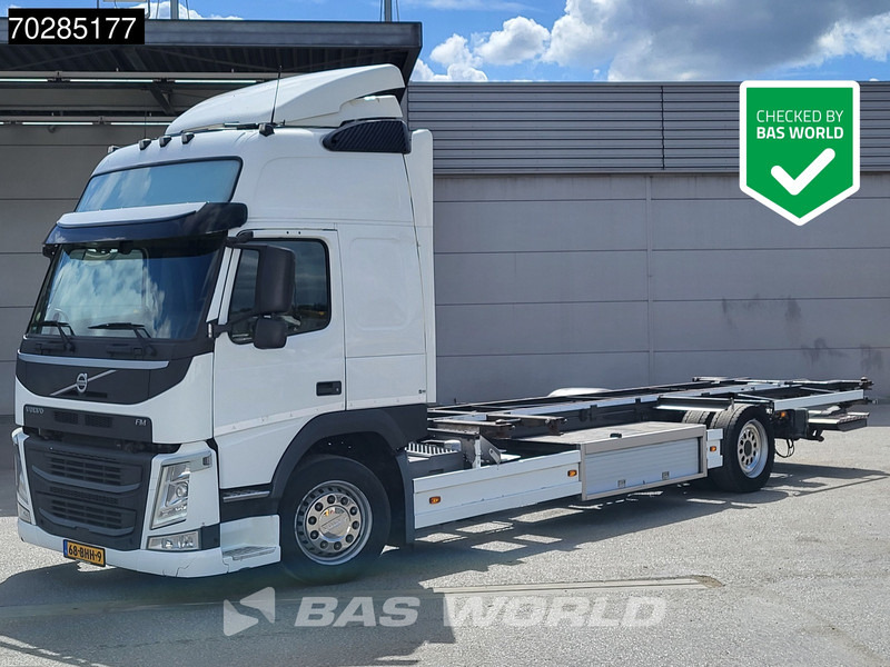 Volvo FM 370 4X2 19tons BDF NL-Truck Ladebordwand VEB Xenon ACC Euro 6 - Грузовик-контейнеровоз/ Сменный кузов: фото 1 Volvo FM 370 4X2 19tons BDF NL-Truck Ladebordwand VEB Xenon ACC Euro 6 - Грузовик-контейнеровоз/ Сменный кузов: фото 1