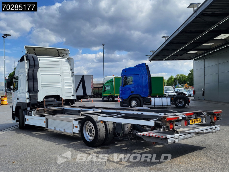 Volvo FM 370 4X2 19tons BDF NL-Truck Ladebordwand VEB Xenon ACC Euro 6 - Грузовик-контейнеровоз/ Сменный кузов: фото 2 Volvo FM 370 4X2 19tons BDF NL-Truck Ladebordwand VEB Xenon ACC Euro 6 - Грузовик-контейнеровоз/ Сменный кузов: фото 2