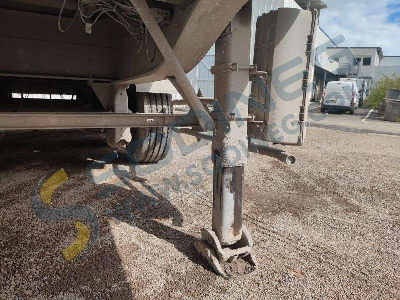 Самосвальный полуприцеп Benalu 3 ESSIEUX: фото 16