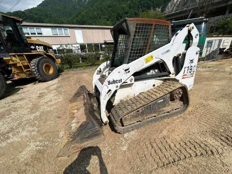 Bobcat T190 - Мини-погрузчик с бортовым поворотом: фото 2 Bobcat T190 - Мини-погрузчик с бортовым поворотом: фото 2