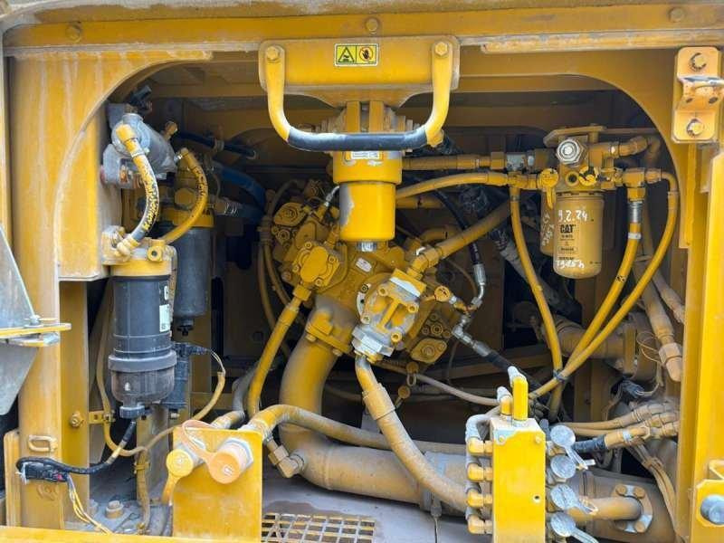 Гусеничный экскаватор Caterpillar 329ELN: фото 24