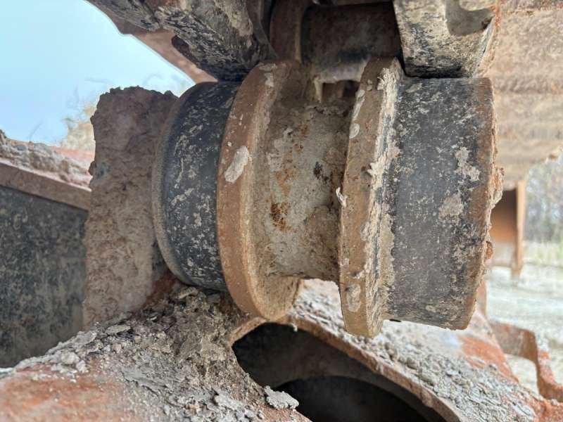 Гусеничный экскаватор Caterpillar 329ELN: фото 17