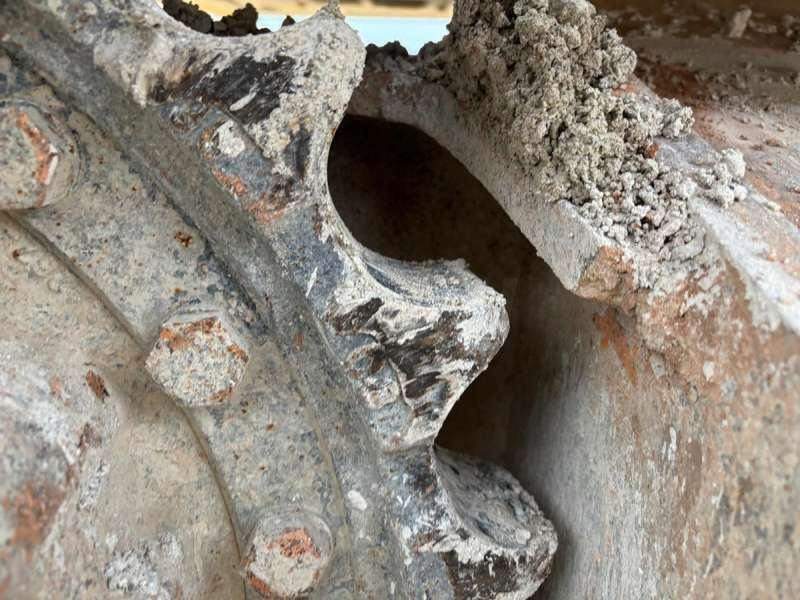 Гусеничный экскаватор Caterpillar 329ELN: фото 19