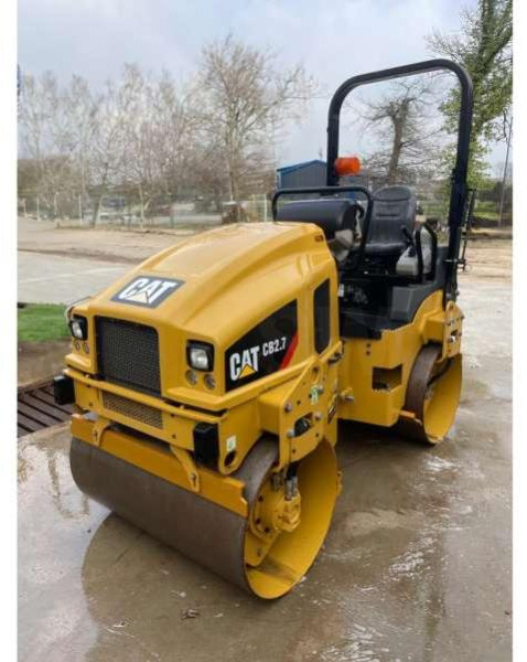 Caterpillar CB2.7 - Дорожный каток: фото 1 Caterpillar CB2.7 - Дорожный каток: фото 1