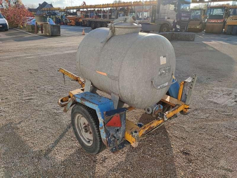 Courant 500 LITRES A EAU - Цистерна: фото 5 Courant 500 LITRES A EAU - Цистерна: фото 5