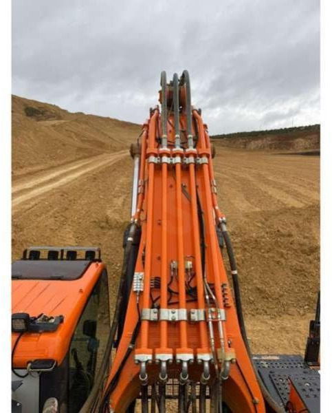 Гусеничный экскаватор Doosan DX800LC-7: фото 17