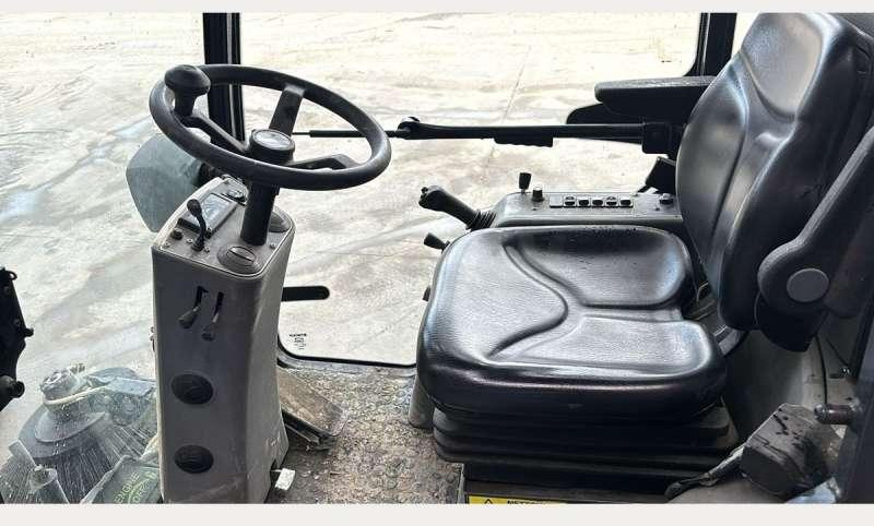 EGHOLM MASKINER 22A - Подметально-уборочная машина: фото 3 EGHOLM MASKINER 22A - Подметально-уборочная машина: фото 3