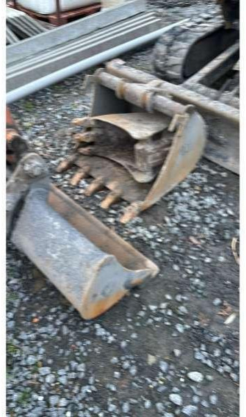 Hitachi ZX33U-3 CLR - Мини-экскаватор: фото 4 Hitachi ZX33U-3 CLR - Мини-экскаватор: фото 4