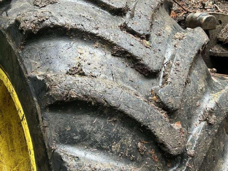 Форвардер John Deere 1110G: фото 15
