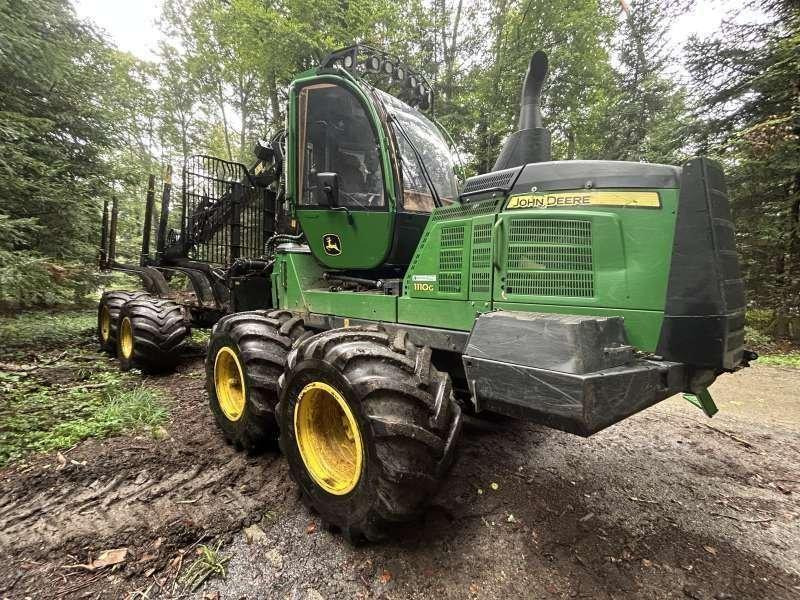 John Deere 1110G - Форвардер: фото 1 John Deere 1110G - Форвардер: фото 1