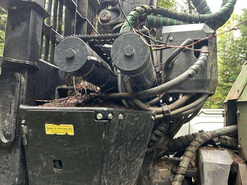 Форвардер John Deere 1110G: фото 48