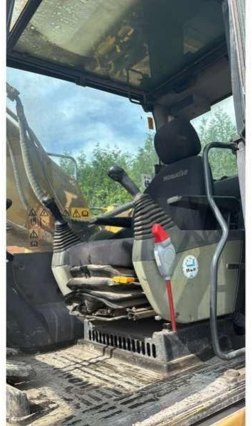 Гусеничный экскаватор Komatsu PC210-LC8: фото 6