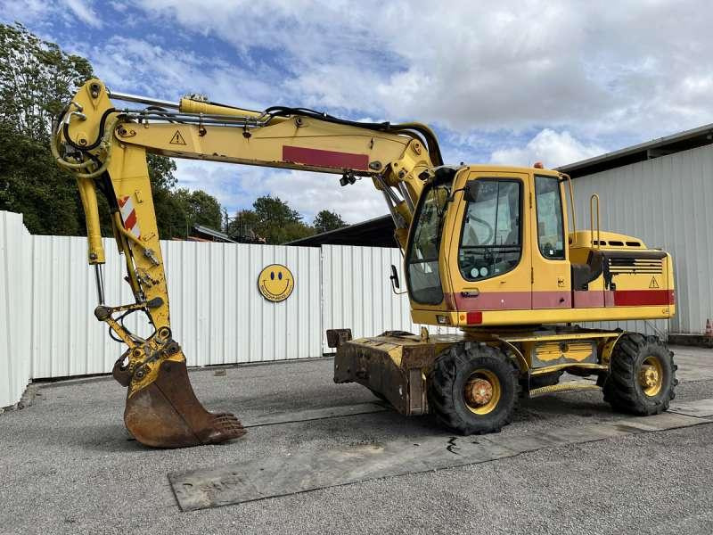 Liebherr A900C Litronic - Колёсный экскаватор: фото 1 Liebherr A900C Litronic - Колёсный экскаватор: фото 1