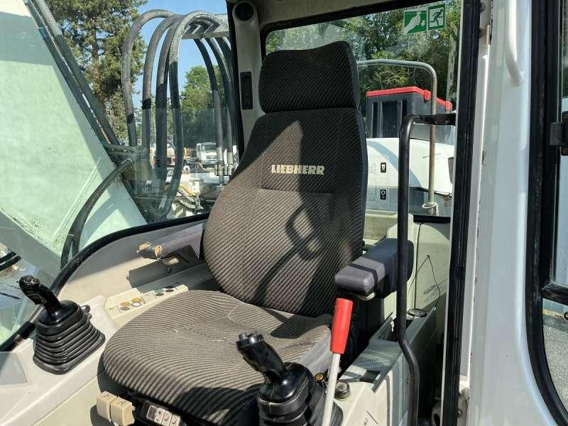 Гусеничный экскаватор Liebherr R924C HD-SL: фото 46