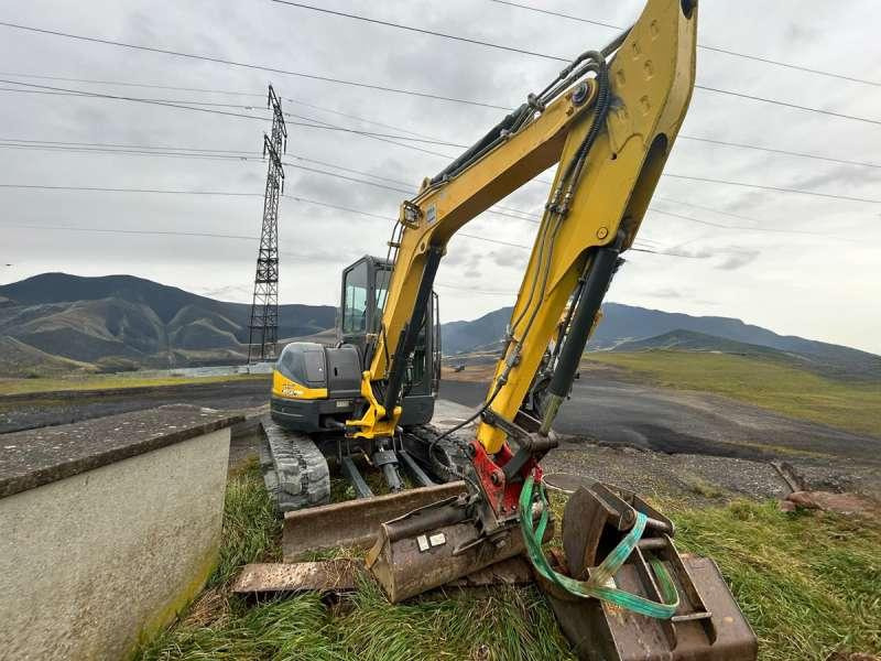 New Holland E50B SR - Мини-экскаватор: фото 4 New Holland E50B SR - Мини-экскаватор: фото 4