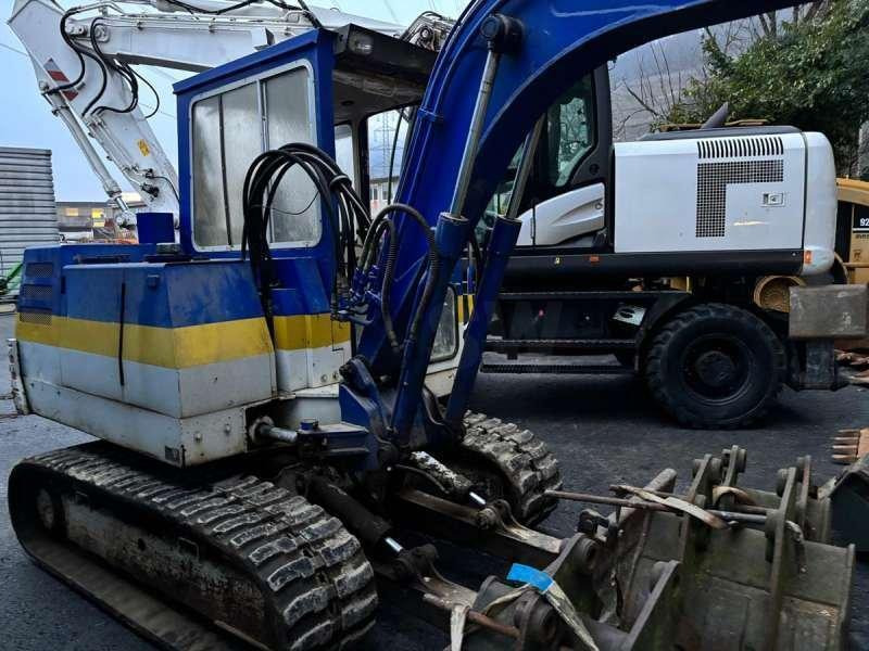 Takeuchi TB45 - Мини-экскаватор: фото 3 Takeuchi TB45 - Мини-экскаватор: фото 3