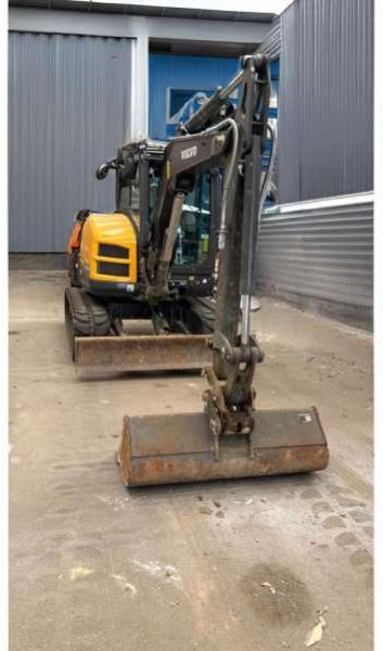 Volvo ECR50D - Мини-экскаватор: фото 2 Volvo ECR50D - Мини-экскаватор: фото 2