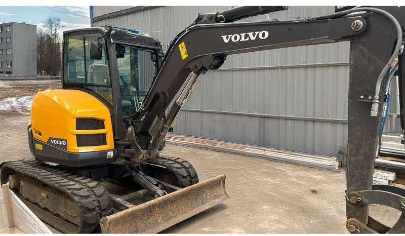 Volvo ECR50D - Мини-экскаватор: фото 1 Volvo ECR50D - Мини-экскаватор: фото 1