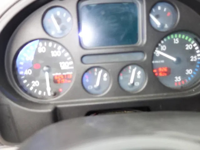 DAF LF 55.220 13500litertank - Грузовик-цистерна: фото 3 DAF LF 55.220 13500litertank - Грузовик-цистерна: фото 3