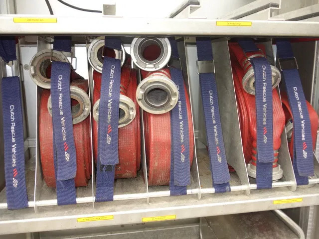 MAN TGM 15.250 FIRE TRUCK,2000 LITER TANK, FOAM TANK, AIRCO,WITH EQUIPMENT - Пожарная машина: фото 4 MAN TGM 15.250 FIRE TRUCK,2000 LITER TANK, FOAM TANK, AIRCO,WITH EQUIPMENT - Пожарная машина: фото 4