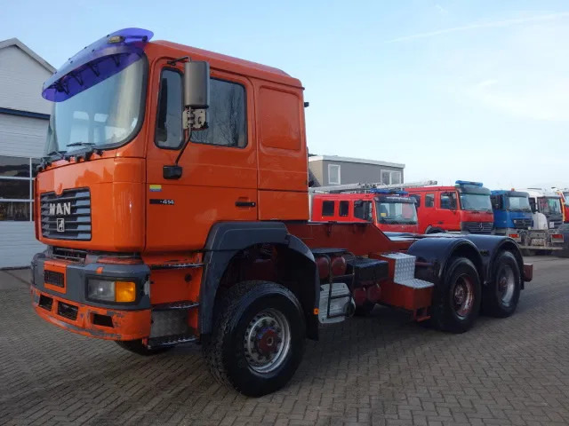 MAN 26.414 TREKKER 6X6 STEELSPRINGS - Тягач: фото 2 MAN 26.414 TREKKER 6X6 STEELSPRINGS - Тягач: фото 2