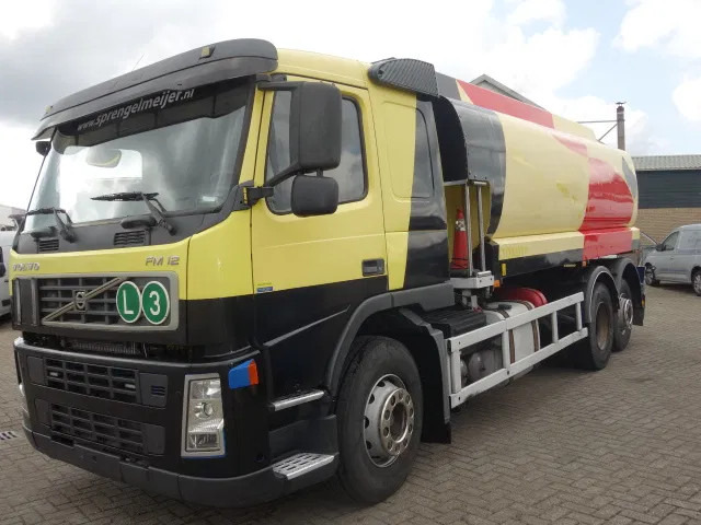 Volvo FM 12 18500liter tank,AIRCO,MANUAL GEARBOX - Грузовик-цистерна: фото 1 Volvo FM 12 18500liter tank,AIRCO,MANUAL GEARBOX - Грузовик-цистерна: фото 1