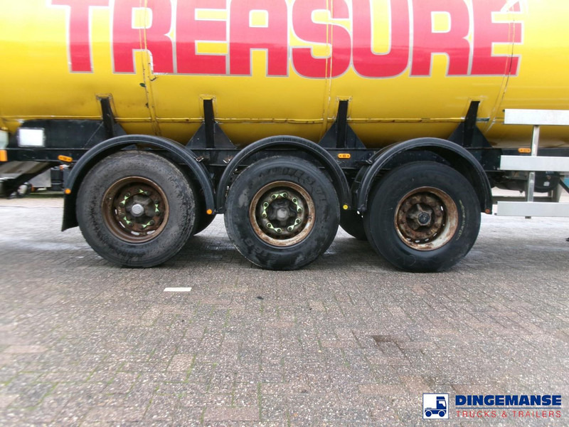 Clayton Food (beer) tank inox 30 m3 / 1 comp - Полуприцеп-цистерна: фото 5 Clayton Food (beer) tank inox 30 m3 / 1 comp - Полуприцеп-цистерна: фото 5