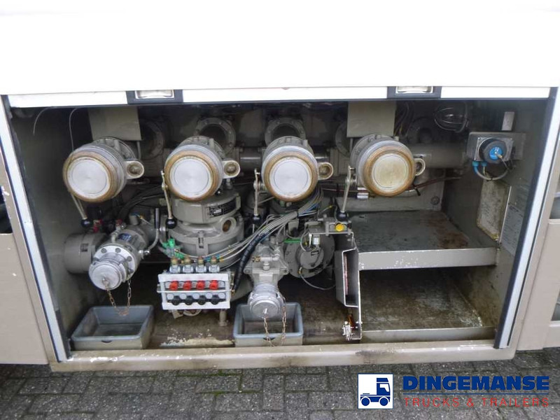 DAF CF 85.360 6X2 fuel tank alu 22 m3 / 4 comp + pump в лизинг DAF CF 85.360 6X2 fuel tank alu 22 m3 / 4 comp + pump: фото 12