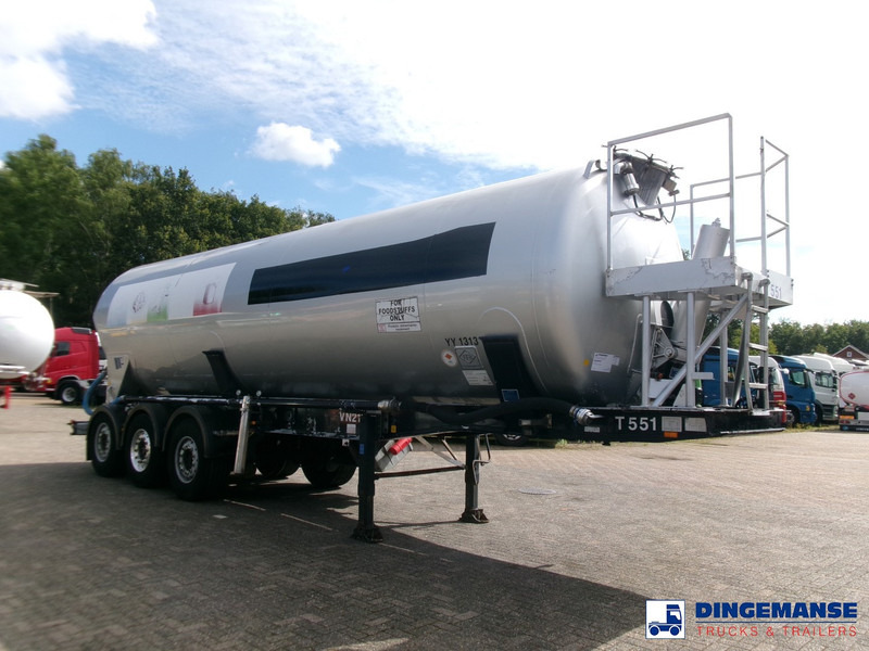 Feldbinder Powder tank alu 41 m3 (tipping) - Полуприцеп-цистерна: фото 2 Feldbinder Powder tank alu 41 m3 (tipping) - Полуприцеп-цистерна: фото 2