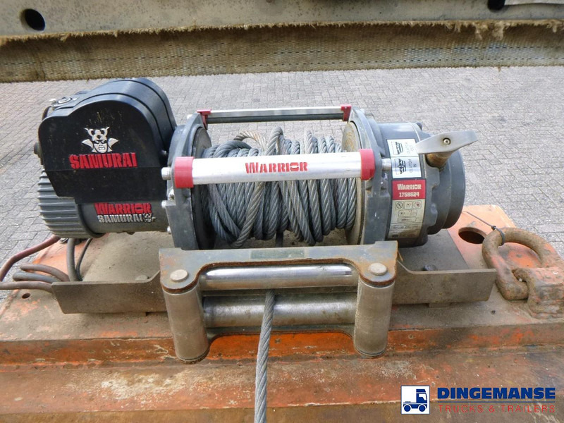 Низкорамный полуприцеп KING 3-axle semi-lowbed trailer 44T + ramps: фото 9 Низкорамный полуприцеп KING 3-axle semi-lowbed trailer 44T + ramps: фото 9