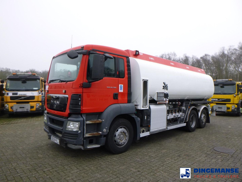 MAN TGS 26.320 6X2 RHD fuel tank 20 m3 / 4 comp - Грузовик-цистерна: фото 1 MAN TGS 26.320 6X2 RHD fuel tank 20 m3 / 4 comp - Грузовик-цистерна: фото 1