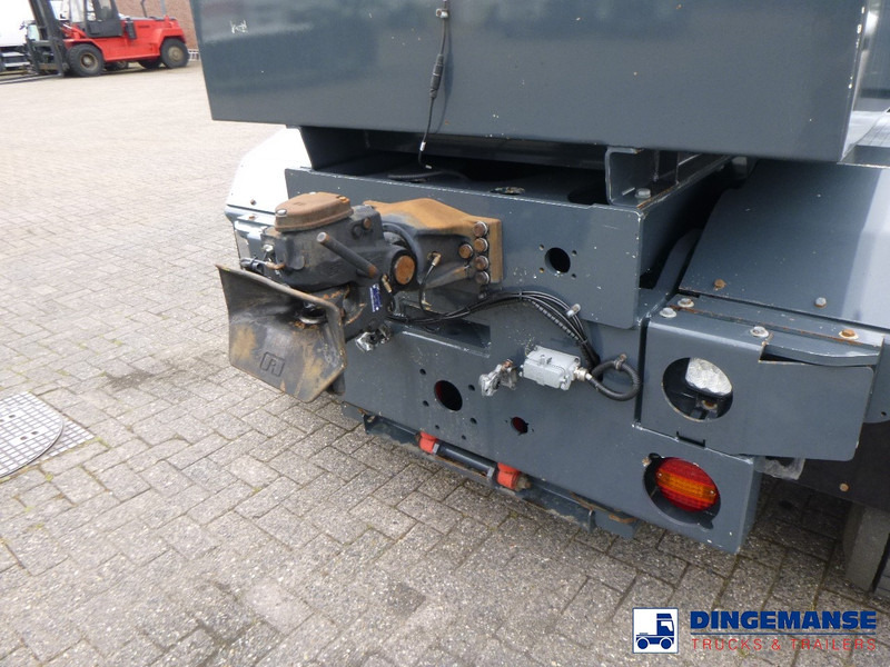 MOL RM 255 4X4 terminal drawbar tractor 150 ton - Терминальный тягач: фото 5 MOL RM 255 4X4 terminal drawbar tractor 150 ton - Терминальный тягач: фото 5