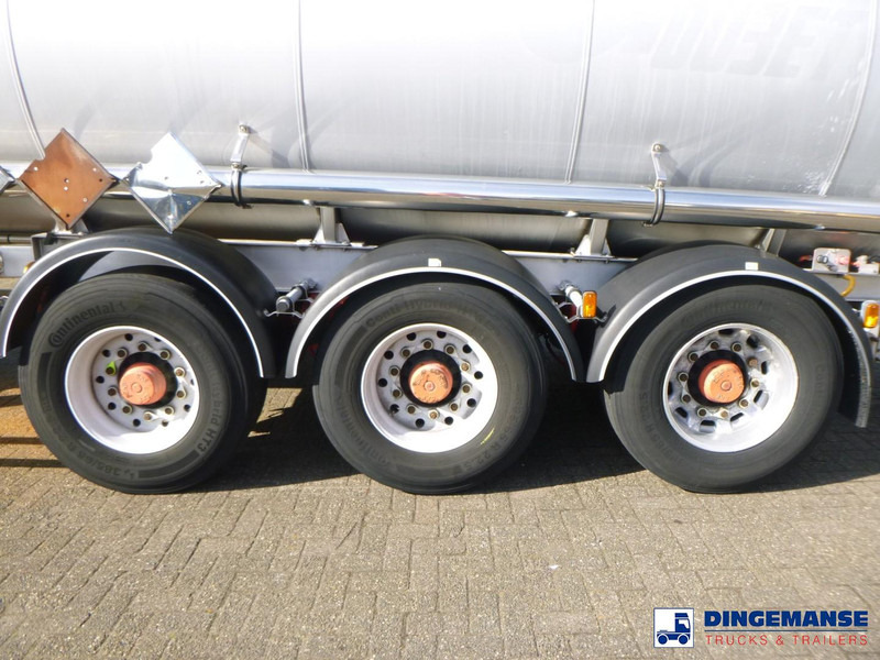 Magyar Chemical tank inox 32.5m3 / 1 comp - Полуприцеп-цистерна: фото 5 Magyar Chemical tank inox 32.5m3 / 1 comp - Полуприцеп-цистерна: фото 5