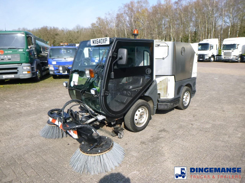 Nilfisk City Ranger CR3500 sweeper - Подметально-уборочная машина: фото 1 Nilfisk City Ranger CR3500 sweeper - Подметально-уборочная машина: фото 1