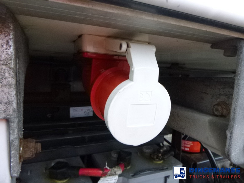 Renault D18 Wide 4x2 RHD Thermoking T800 R frigo в лизинг Renault D18 Wide 4x2 RHD Thermoking T800 R frigo: фото 12