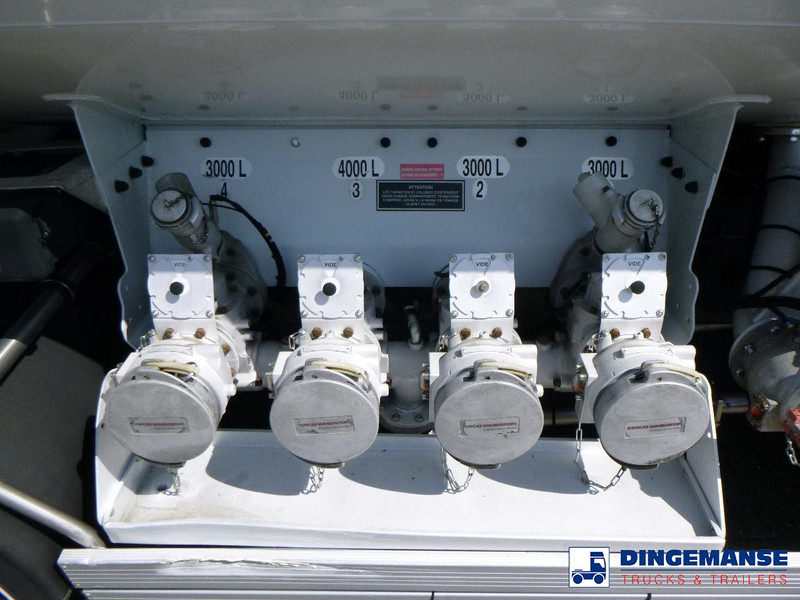 Renault Premium 280 dxi 4x2 fuel tank 13.6 m3 / 4 comp - Грузовик-цистерна: фото 5 Renault Premium 280 dxi 4x2 fuel tank 13.6 m3 / 4 comp - Грузовик-цистерна: фото 5