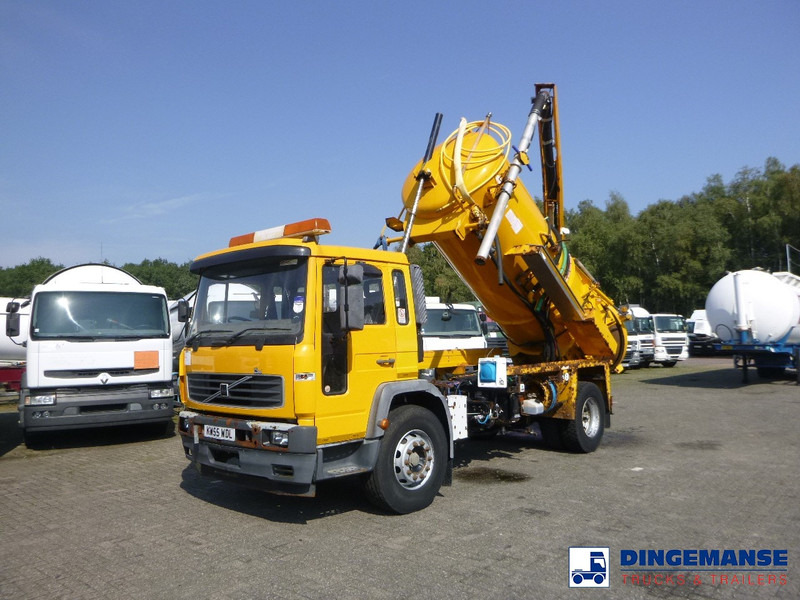 Volvo FL6 4x2 RHD Whale vacuum tank 8 m3 - Ассенизатор: фото 1 Volvo FL6 4x2 RHD Whale vacuum tank 8 m3 - Ассенизатор: фото 1