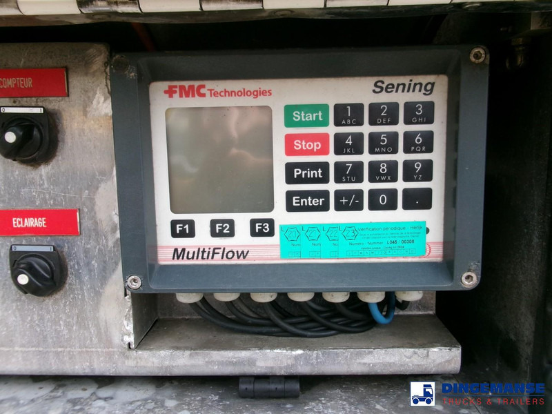 Грузовик-цистерна Volvo FM 380 6X2 fuel tank 20.6 m3 / 4 comp: фото 13