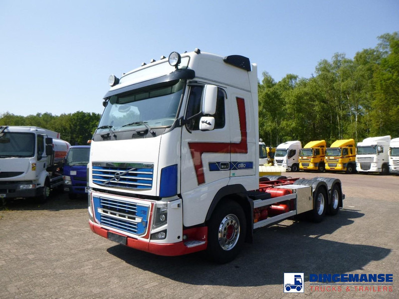 Volvo FM16 600 6x4 Euro 5 chassis + Retarder - Грузовик-шасси: фото 1 Volvo FM16 600 6x4 Euro 5 chassis + Retarder - Грузовик-шасси: фото 1