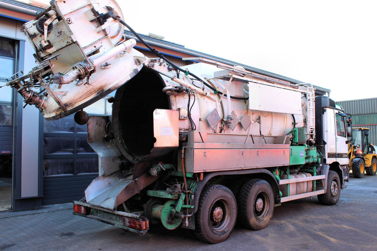 Mercedes-Benz Actros 3335 6x4 Kroll 13m³ HD-Kombi ADR/GGVS V2A - Ассенизатор: фото 3 Mercedes-Benz Actros 3335 6x4 Kroll 13m³ HD-Kombi ADR/GGVS V2A - Ассенизатор: фото 3