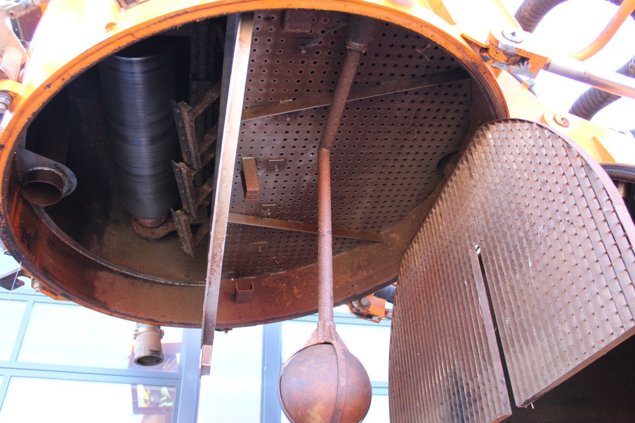 Ассенизатор Scania R450 8x4 Kroll 19m³ Wasserrückgewinner Kombi-HD: фото 9 Ассенизатор Scania R450 8x4 Kroll 19m³ Wasserrückgewinner Kombi-HD: фото 9