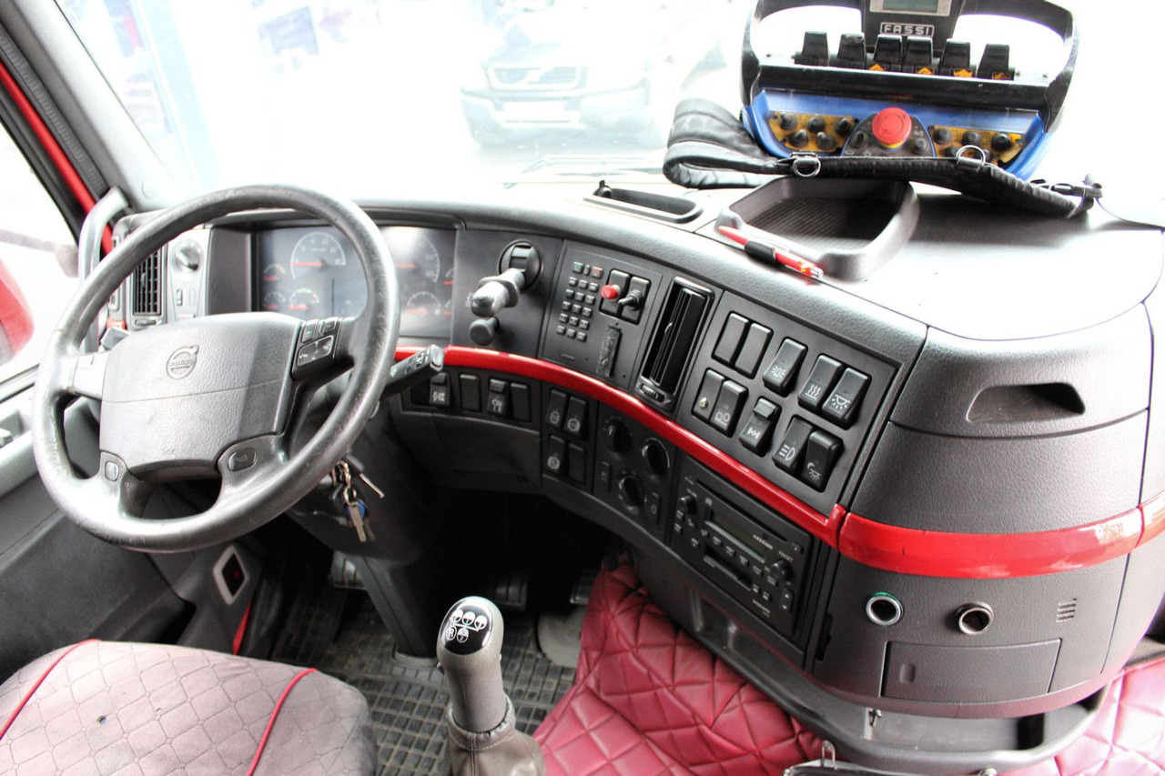 Грузовик бортовой/ Платформа, Автоманипулятор Volvo FM 480 8x2 Pritsche + FASSI F800XP Kran 6x: фото 21 Грузовик бортовой/ Платформа, Автоманипулятор Volvo FM 480 8x2 Pritsche + FASSI F800XP Kran 6x: фото 21