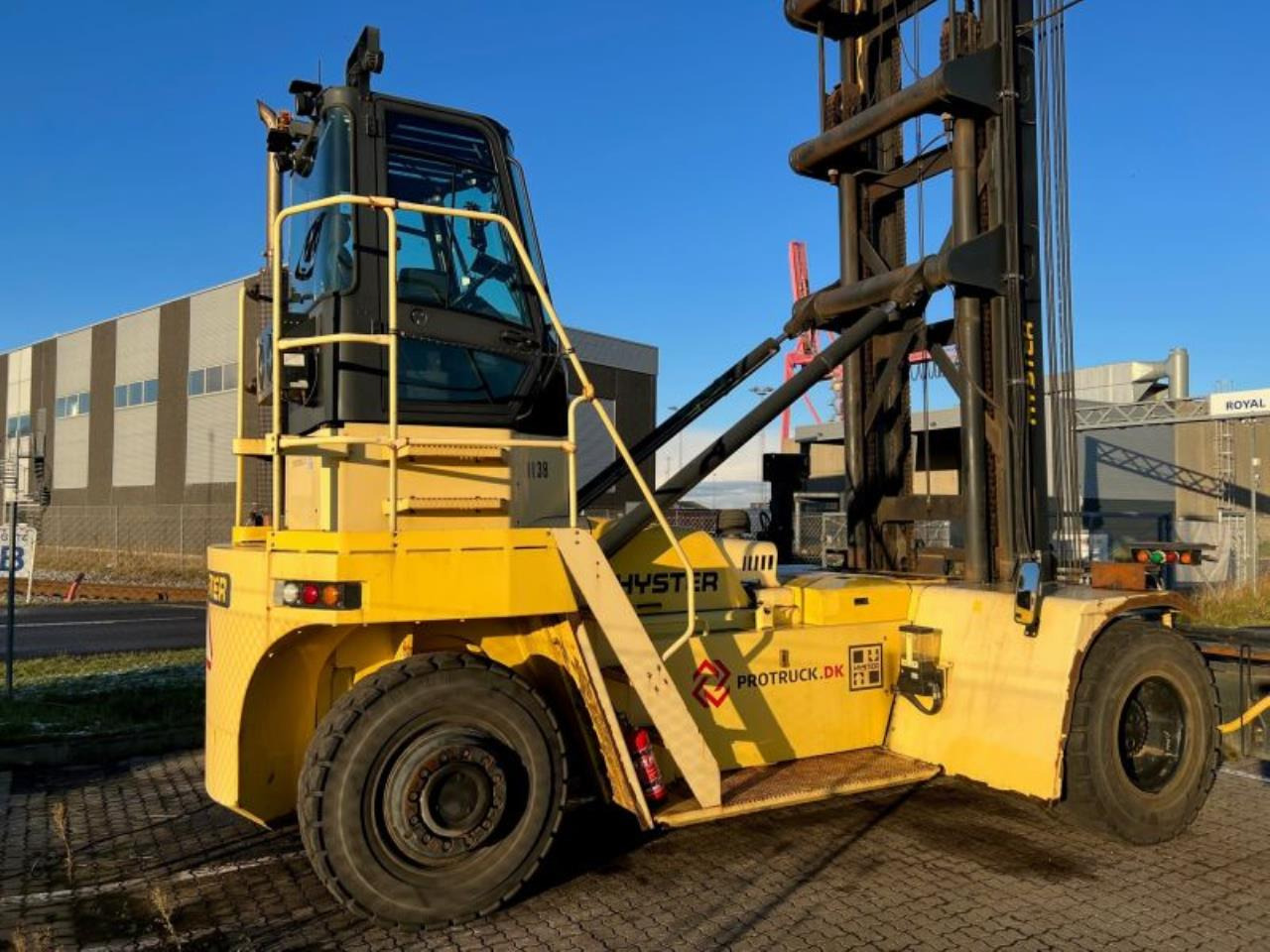 Hyster H16XM-12EC - Контейнерный погрузчик: фото 3 Hyster H16XM-12EC - Контейнерный погрузчик: фото 3