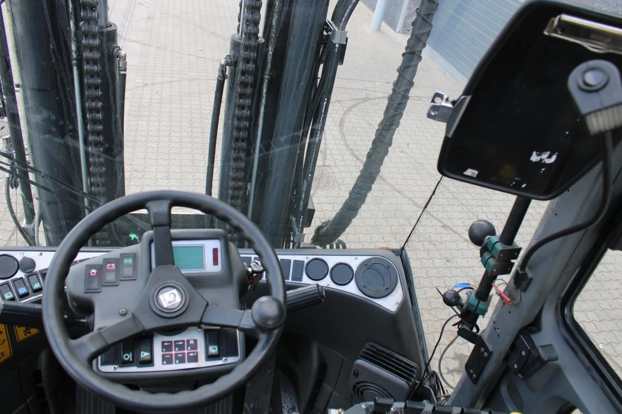 Kalmar DCE80-9 - Дизельный погрузчик: фото 4 Kalmar DCE80-9 - Дизельный погрузчик: фото 4