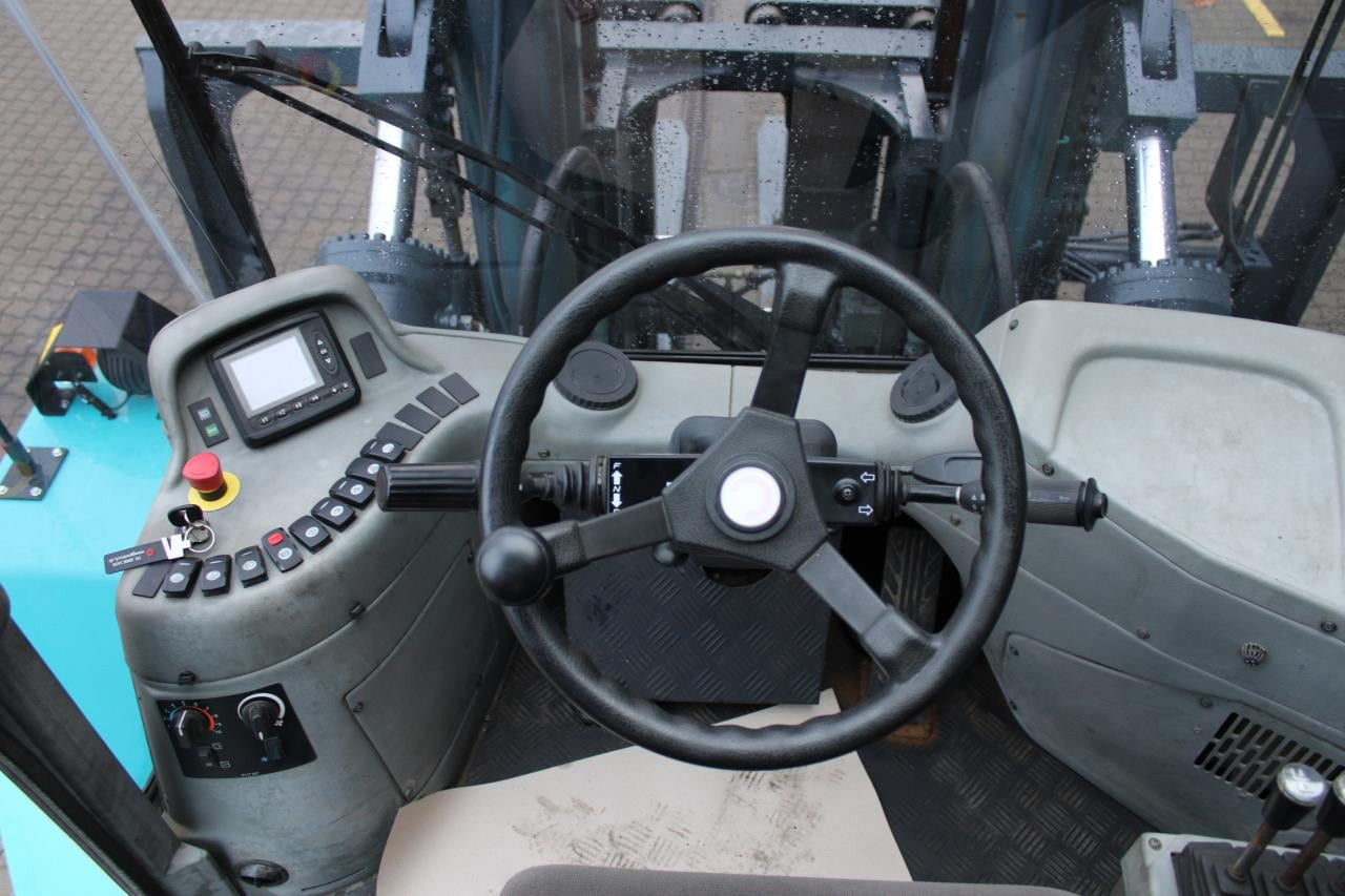 SMV SL25-1200B - Дизельный погрузчик: фото 4 SMV SL25-1200B - Дизельный погрузчик: фото 4