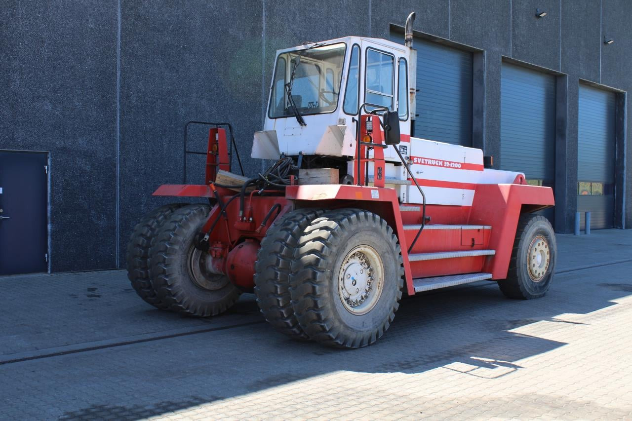 SveTruck 32120-47 - Дизельный погрузчик: фото 2 SveTruck 32120-47 - Дизельный погрузчик: фото 2