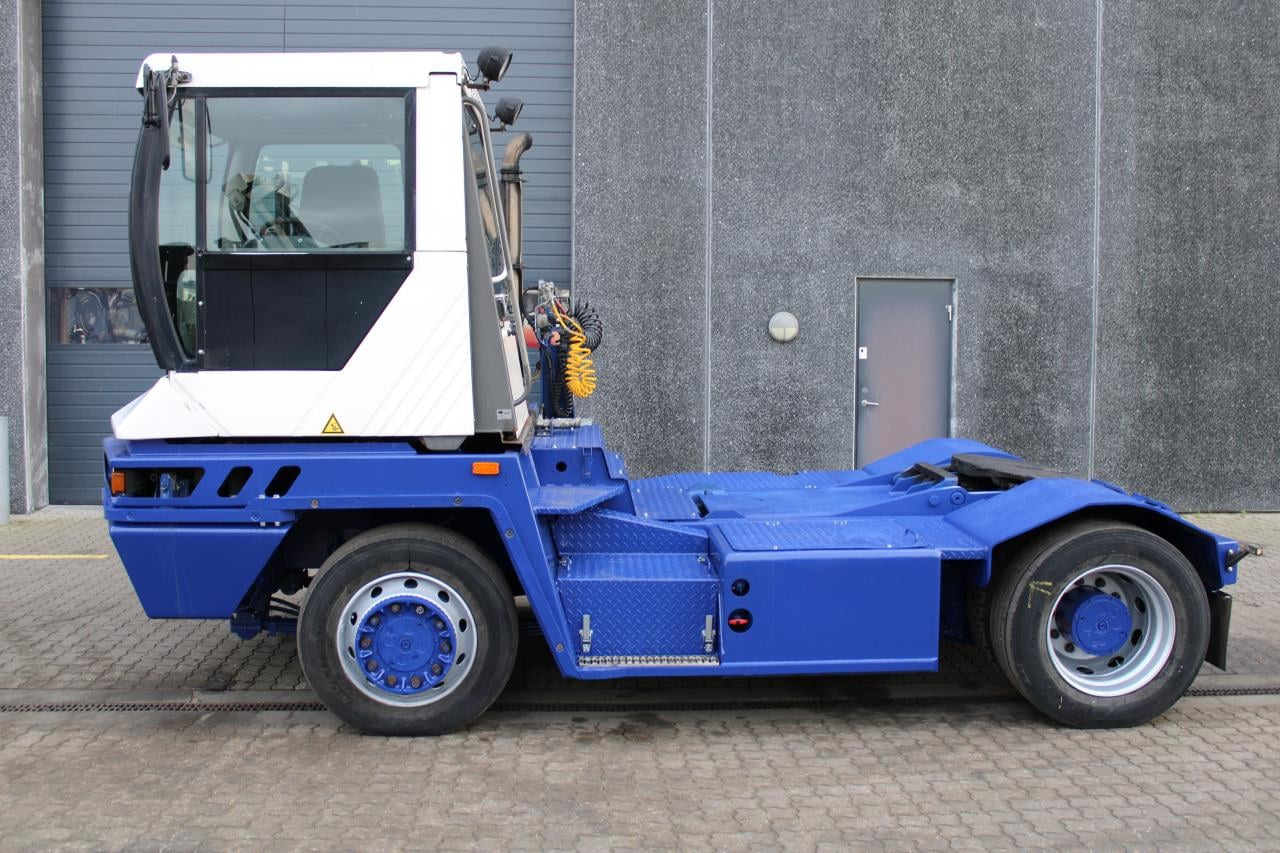 Terberg RT222 - Тягач: фото 1 Terberg RT222 - Тягач: фото 1