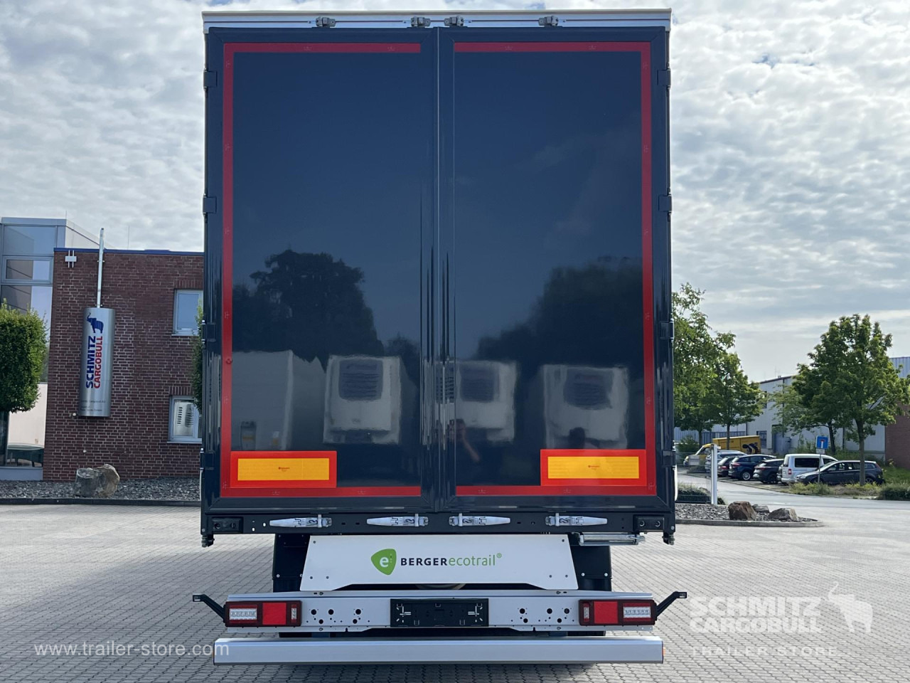 BERGER Auflieger Curtainsider Coil - Тентованный полуприцеп: фото 3 BERGER Auflieger Curtainsider Coil - Тентованный полуприцеп: фото 3